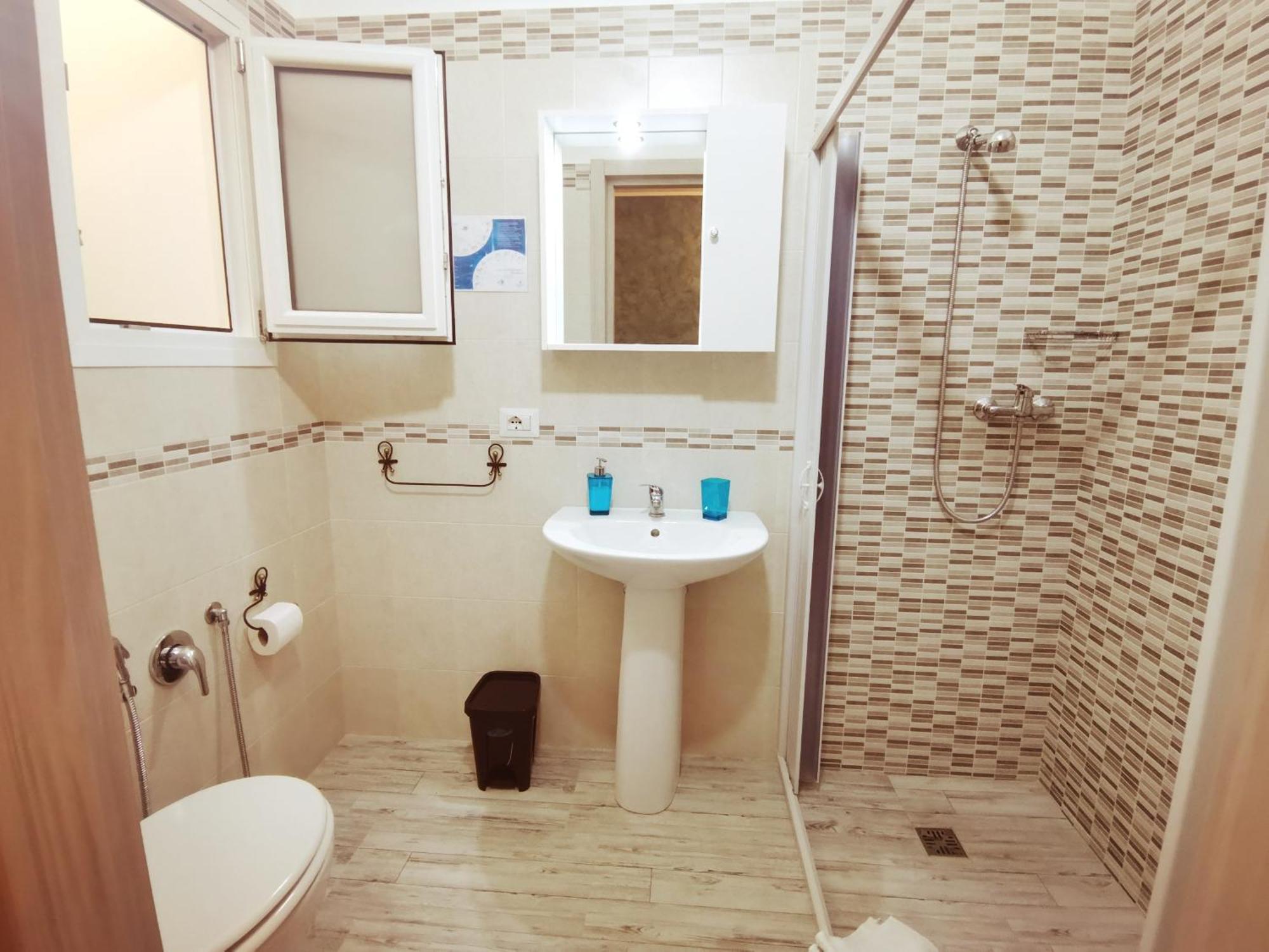 Via Alessandria ラーカレ 部屋 写真